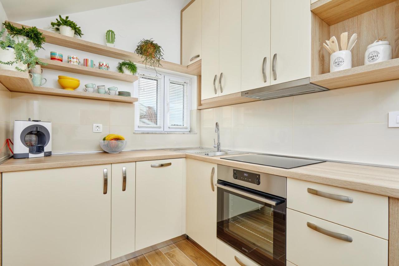 42° North Apartments Tivat Extérieur photo