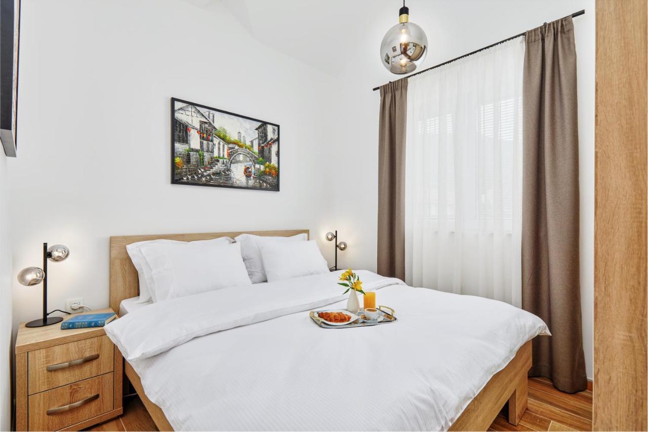 42° North Apartments Tivat Extérieur photo